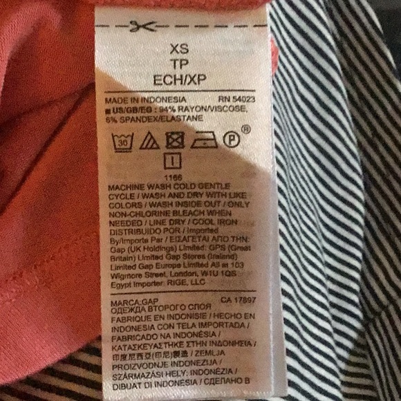 Gap t-shirt dress - Picture 3 of 3